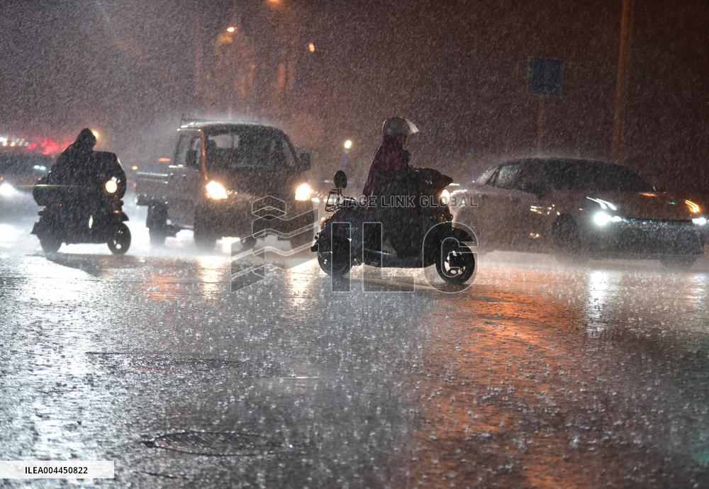 CCTV Issued Rainstorm Yellow Alert