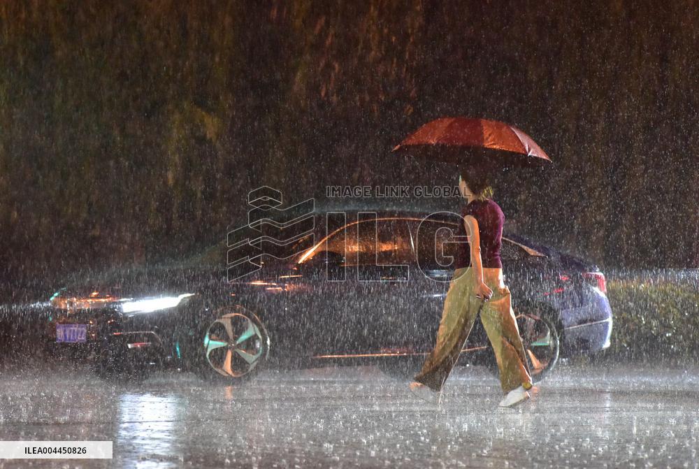 CCTV Issued Rainstorm Yellow Alert