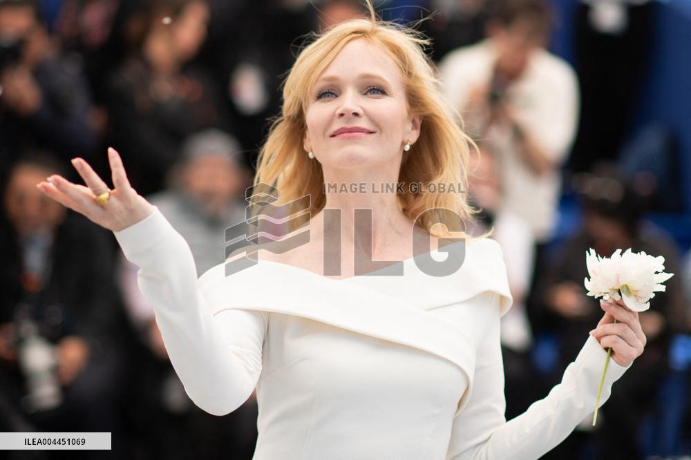 Cannes Caravan Photocall AM