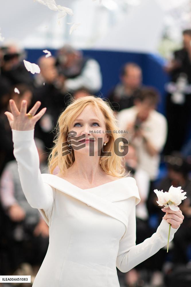 Cannes Caravan Photocall AM