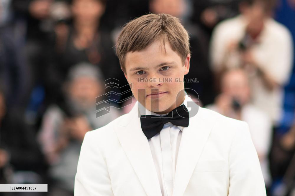 Cannes Caravan Photocall AM