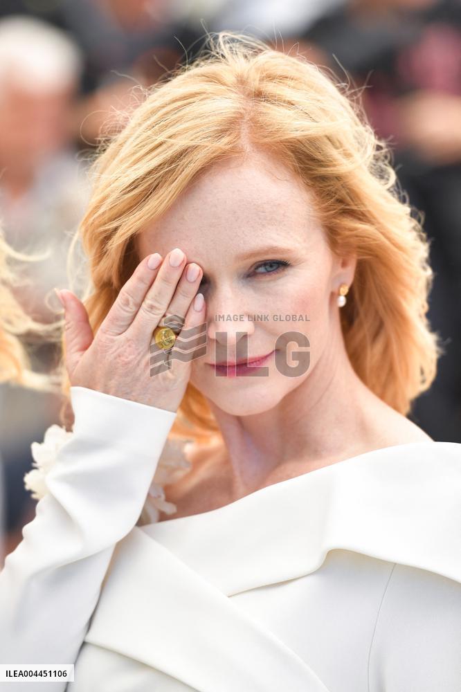 Cannes Caravan Photocall AM