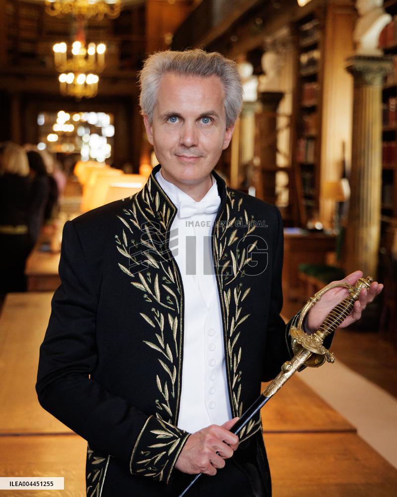 Raphael Gaillard Inducted Into The Academie Francaise - Paris