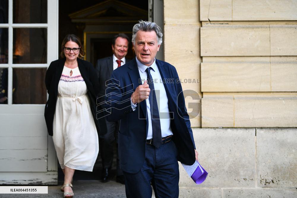 Meetings between PM Francois Bayrou and party leaders in Paris - FA