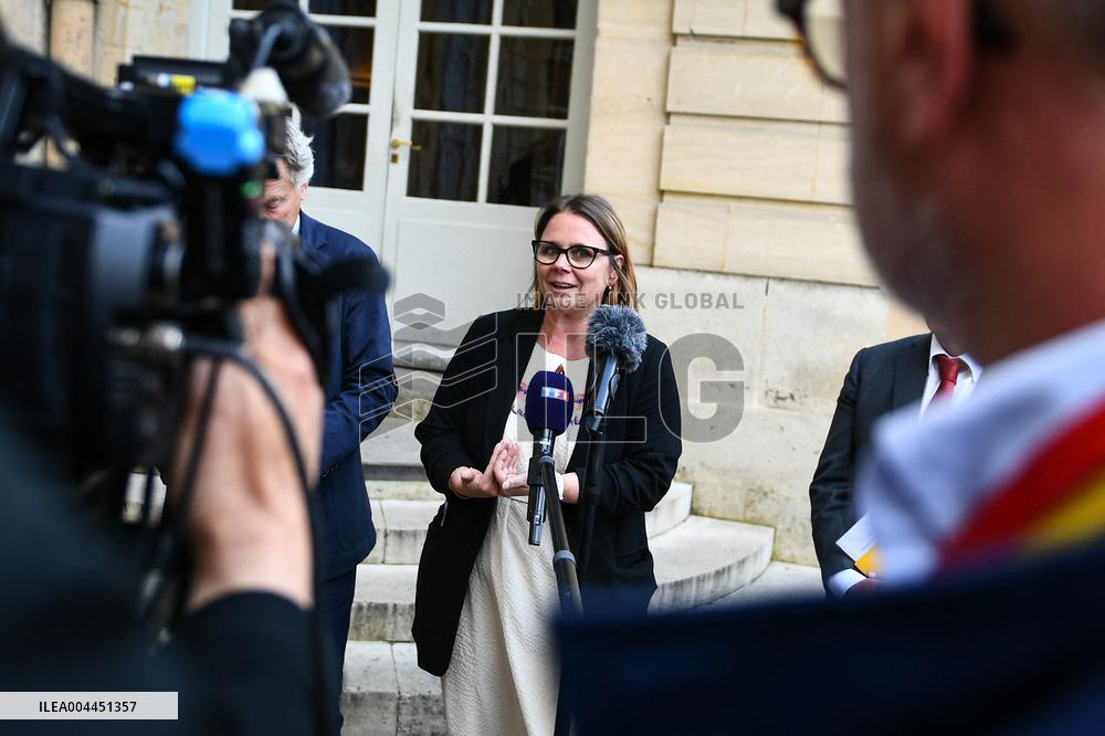 Meetings between PM Francois Bayrou and party leaders in Paris - FA