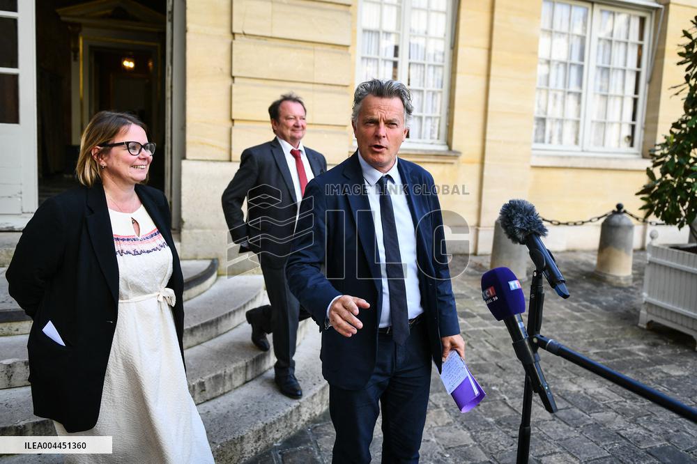 Meetings between PM Francois Bayrou and party leaders in Paris - FA