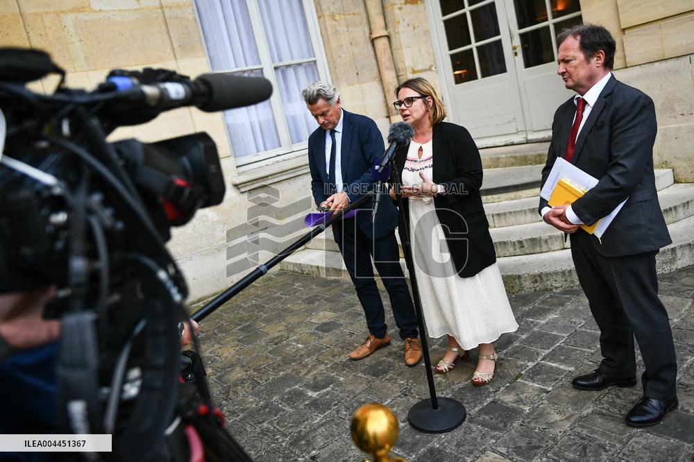 Meetings between PM Francois Bayrou and party leaders in Paris - FA
