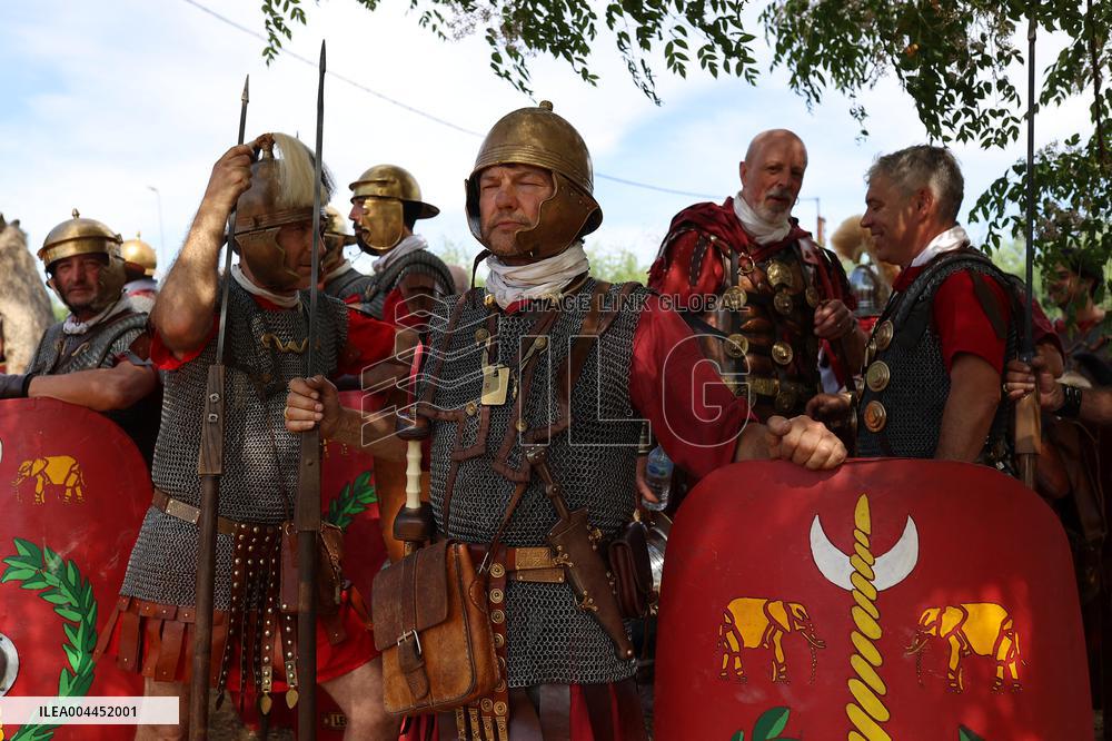 Roman Chariot Race During Emerita Lvdica - Spain