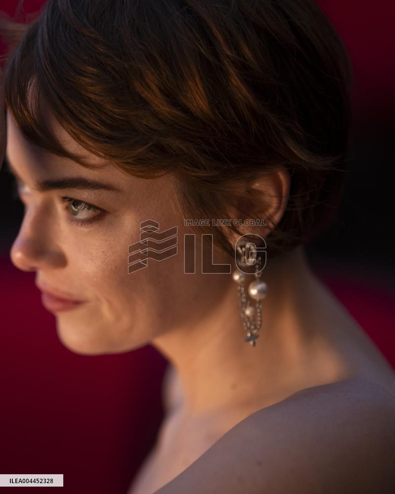 Louis Vuitton Cruise 2026 Front Row - Avignon