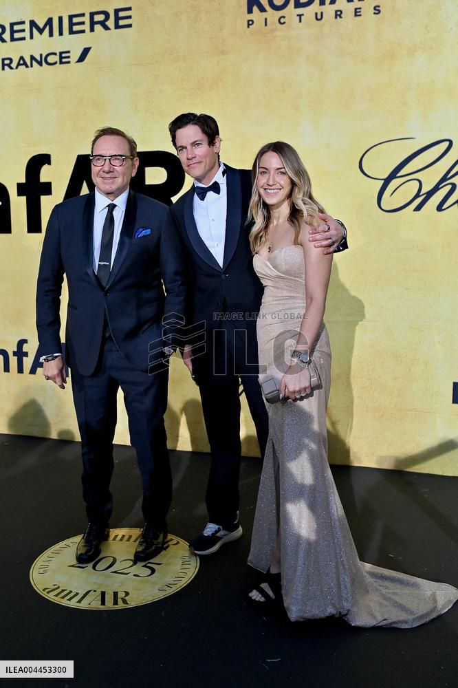 Antibes - Kevin Spacey At amfAR Gala Night