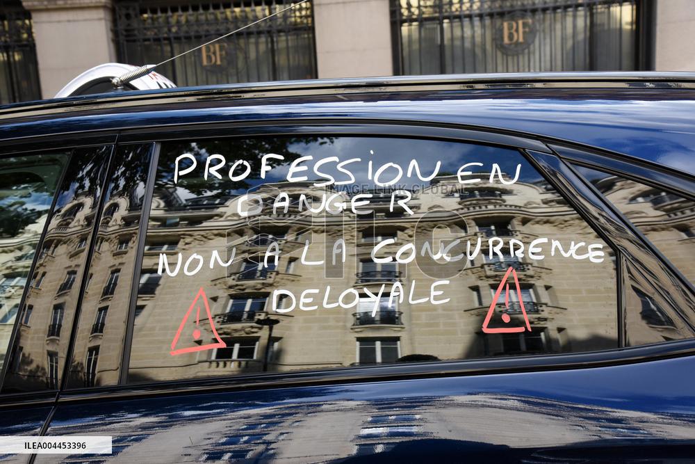Fourth Day of Taxis Protest - Paris