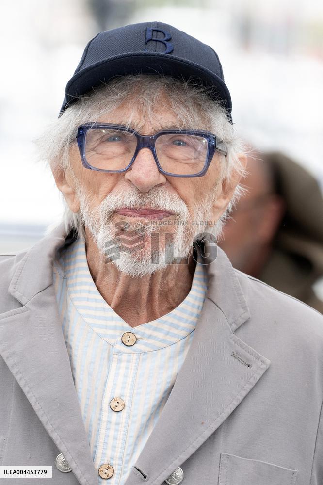 Cannes - L Homme Qui photocall DN