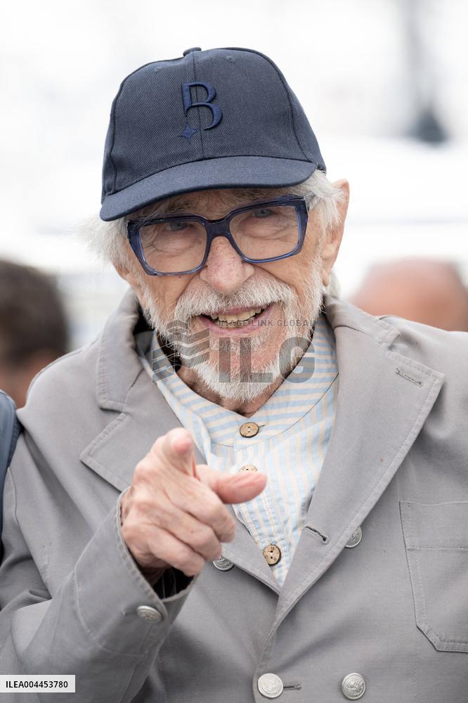 Cannes - L Homme Qui photocall DN