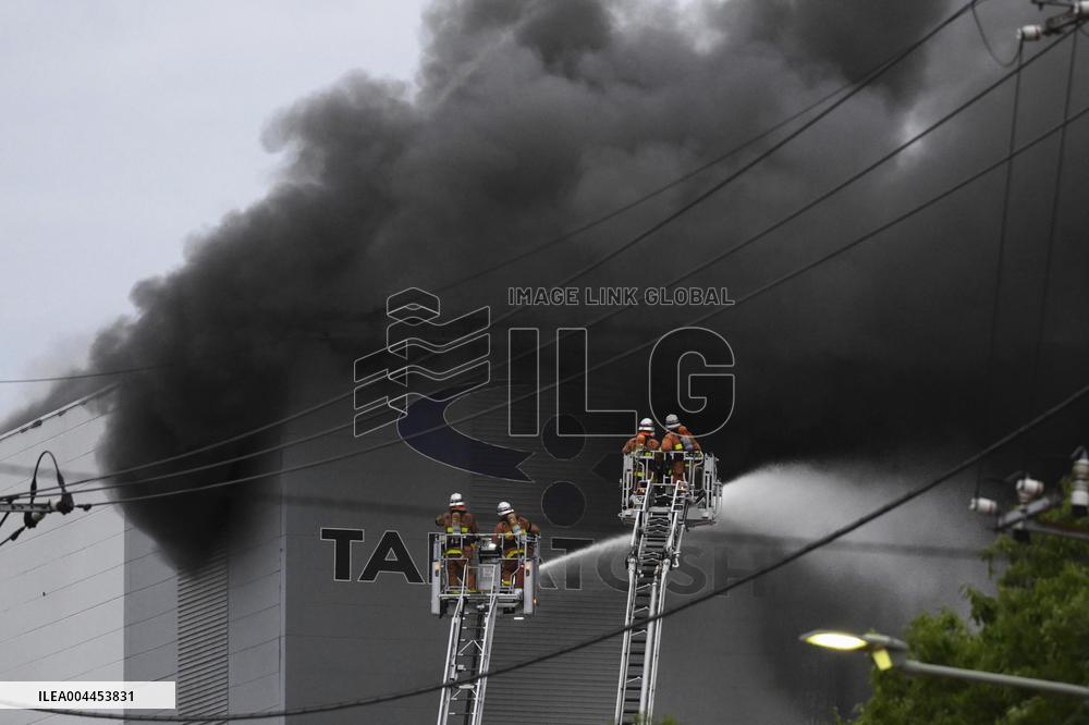 Fire breaks out near Haneda airport