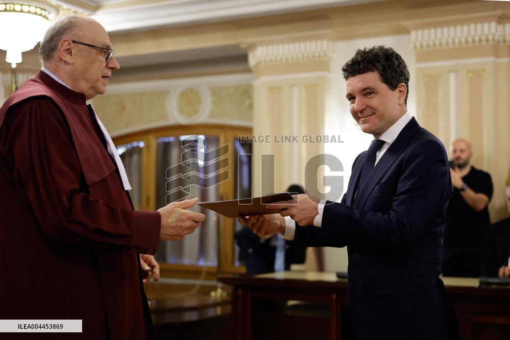 Validation of Bucharest Presidential Election