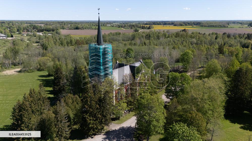 Renovation of Halliste Church Tower