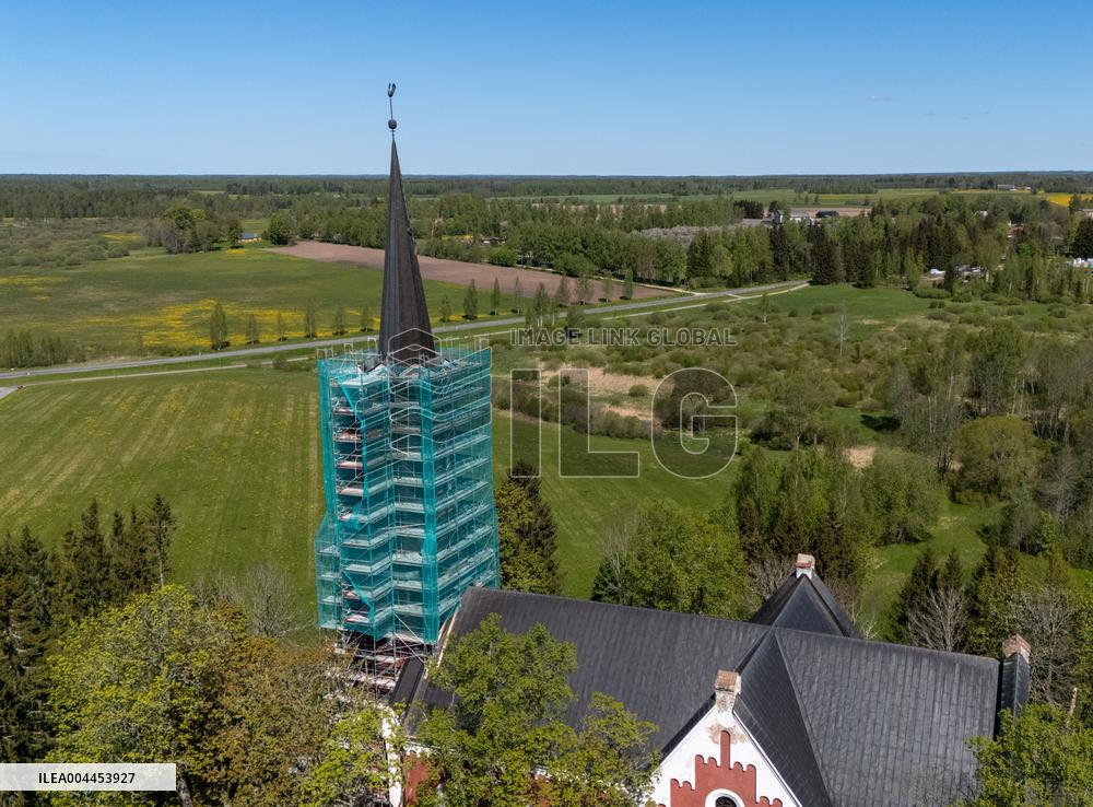 Renovation of Halliste Church Tower