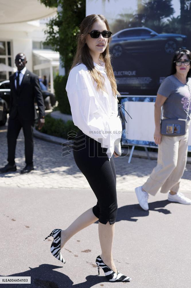 Cannes Barabara Palvin leaves Hotel Martinez MP