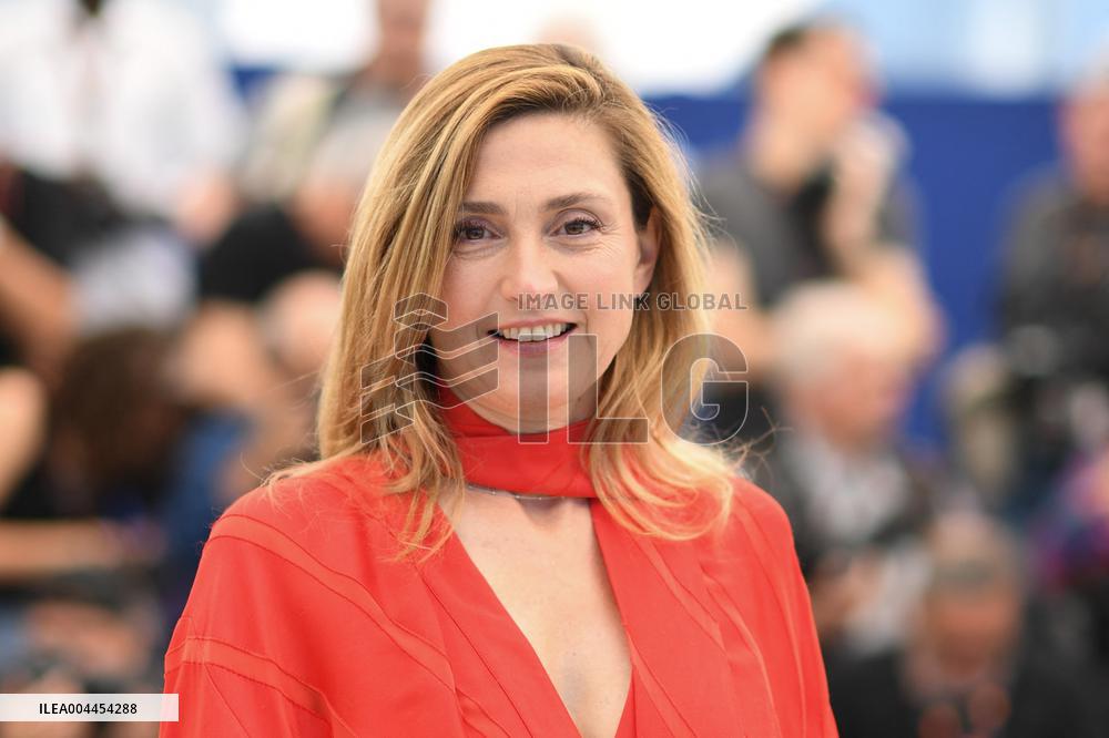 Cannes Jury De L Oeil D or Photocall AM