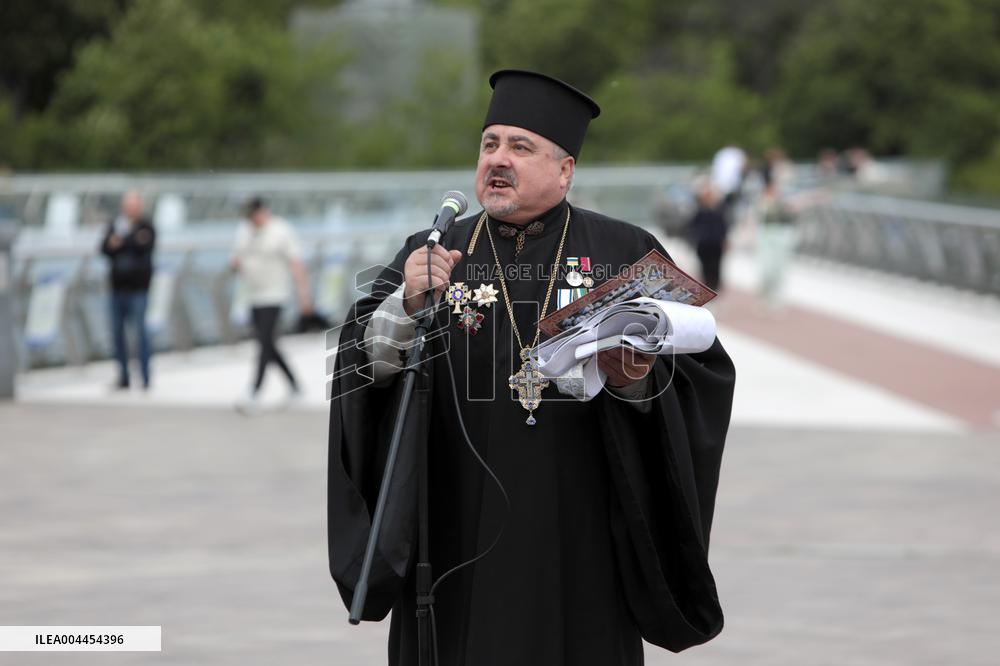 Inauguration of Marine Corps memorial sign in Kyiv