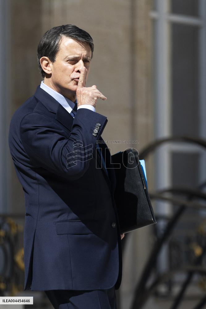 Weekly Cabinet Meeting - Paris