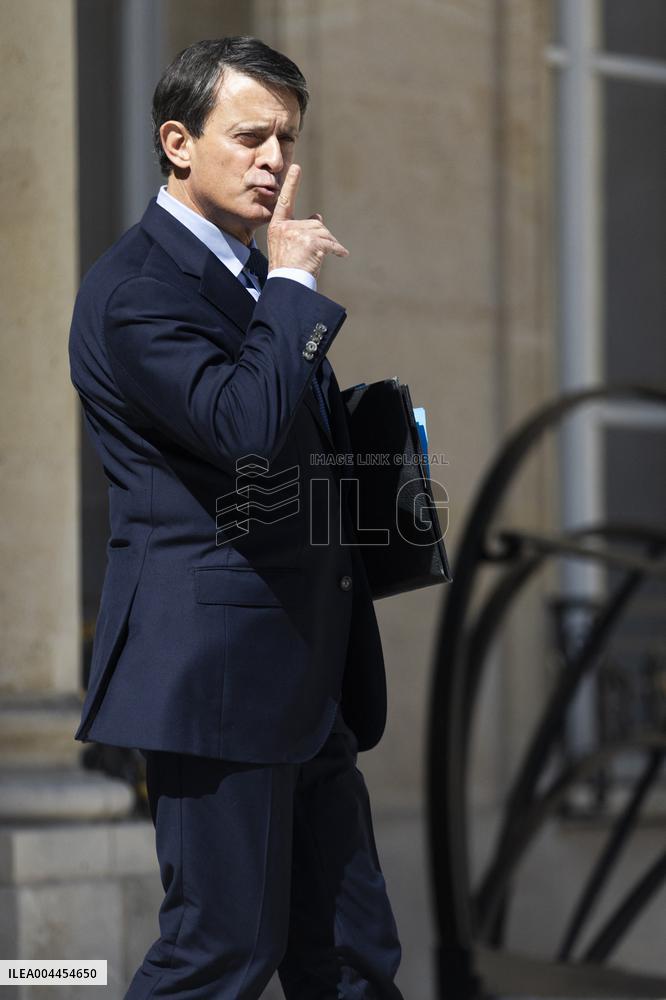 Weekly Cabinet Meeting - Paris
