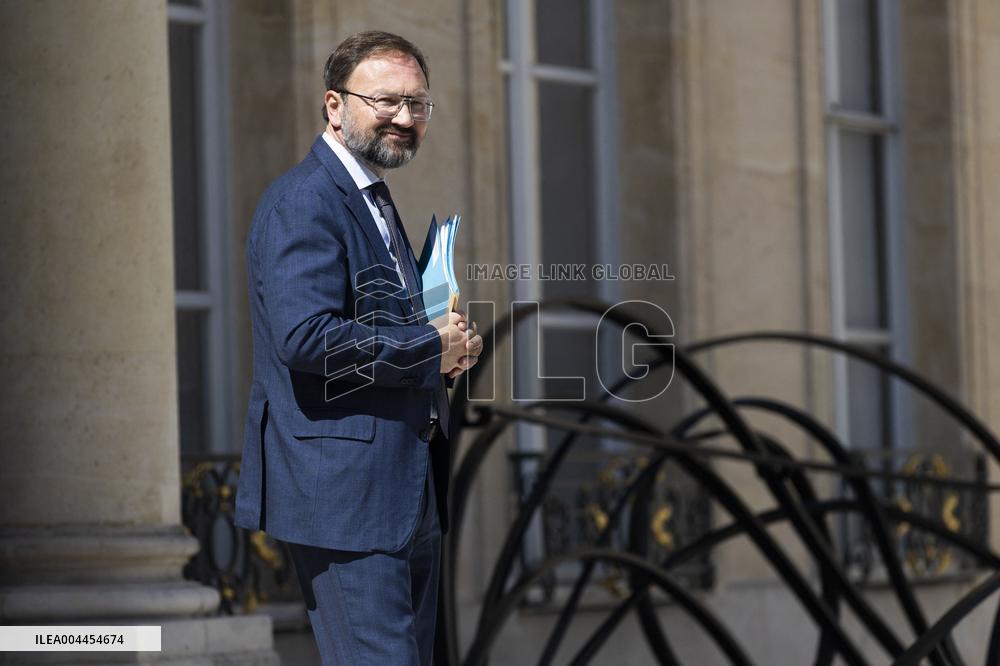 Weekly Cabinet Meeting - Paris