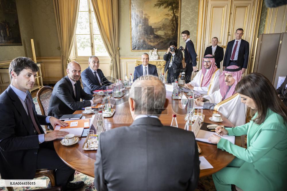 Jean-Noel Barrot Meets with His Saudi, Jordanian and Egyptian Counterparts - Paris