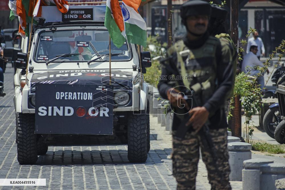 Citizens And Indian Military Celebrate Operation Sindoor - Kashmir