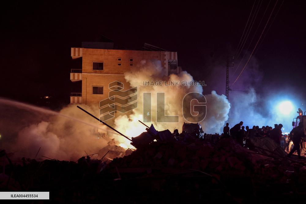 Israeli Strikes Hit Southern Lebanon