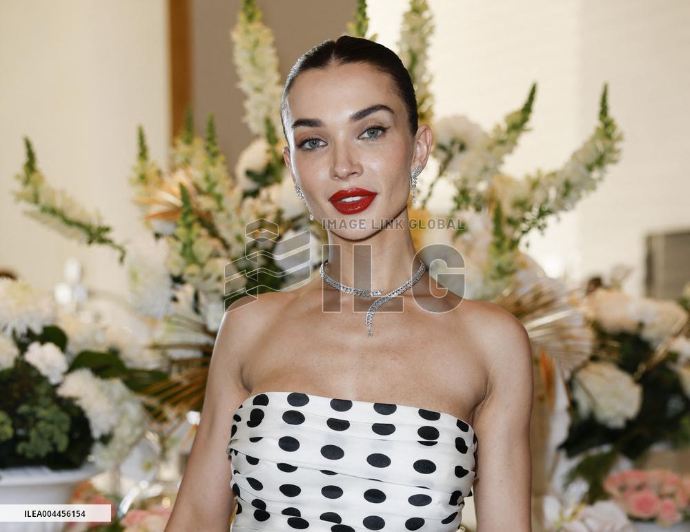 Cannes Isabella Ferrari is spotted at Hotel Martinez MP