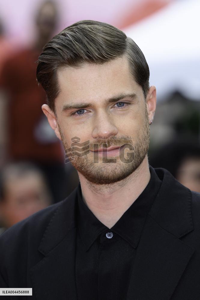 Cannes Jeunes Meres Red Carpet NG