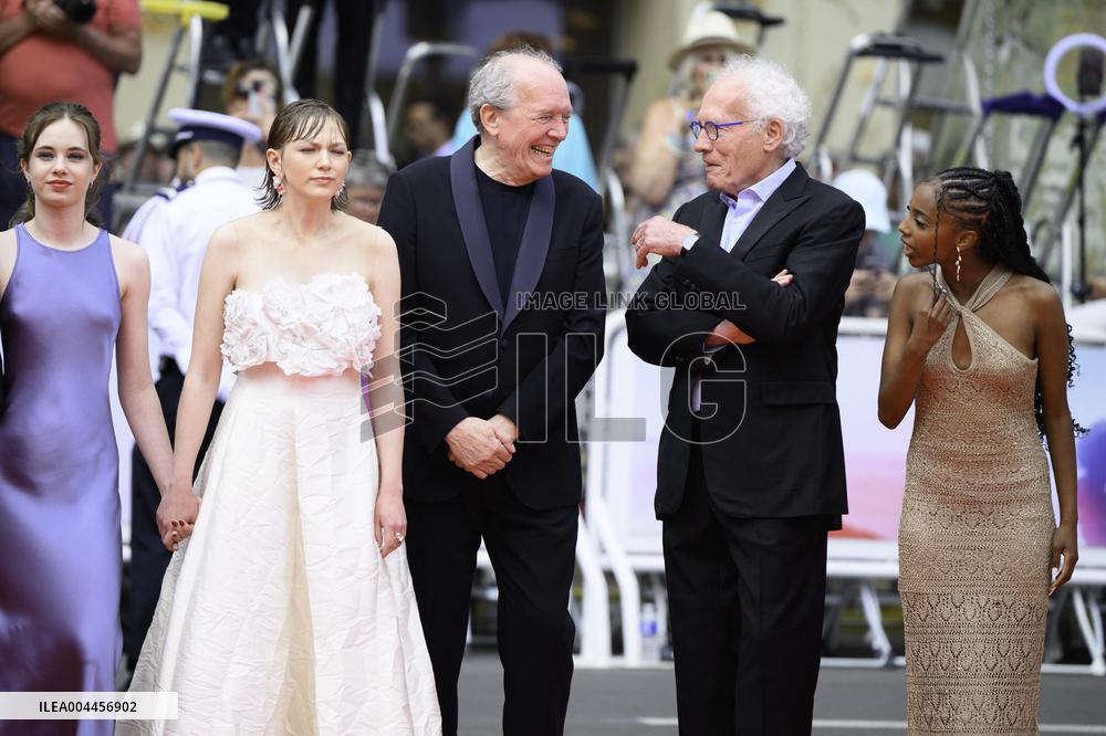 Cannes Jeunes Meres Red Carpet NG