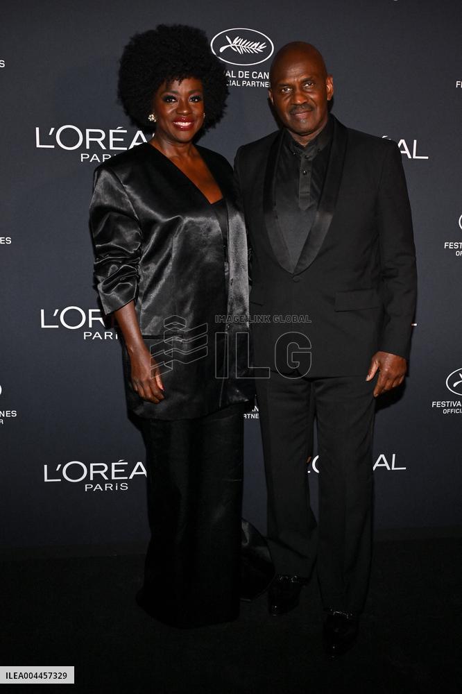 Cannes L Oreal Lights On Women Worth Award