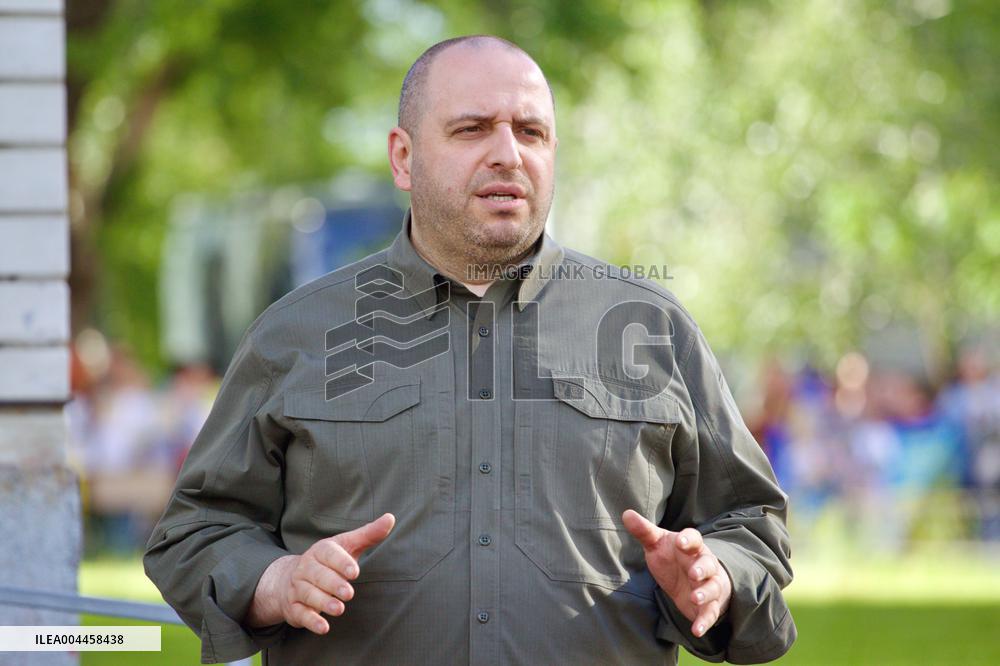 Briefing by Rustem Umerov on first stage of exchange of POWs in 1000 for 1000 format