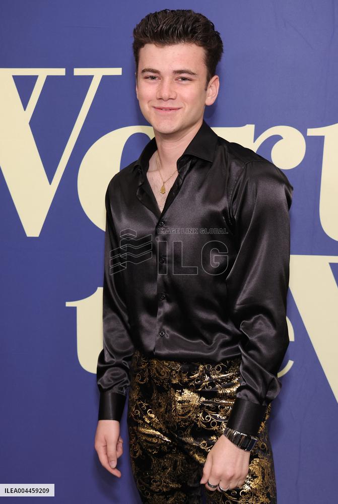 Worth The Wait Premiere Photocall - LA