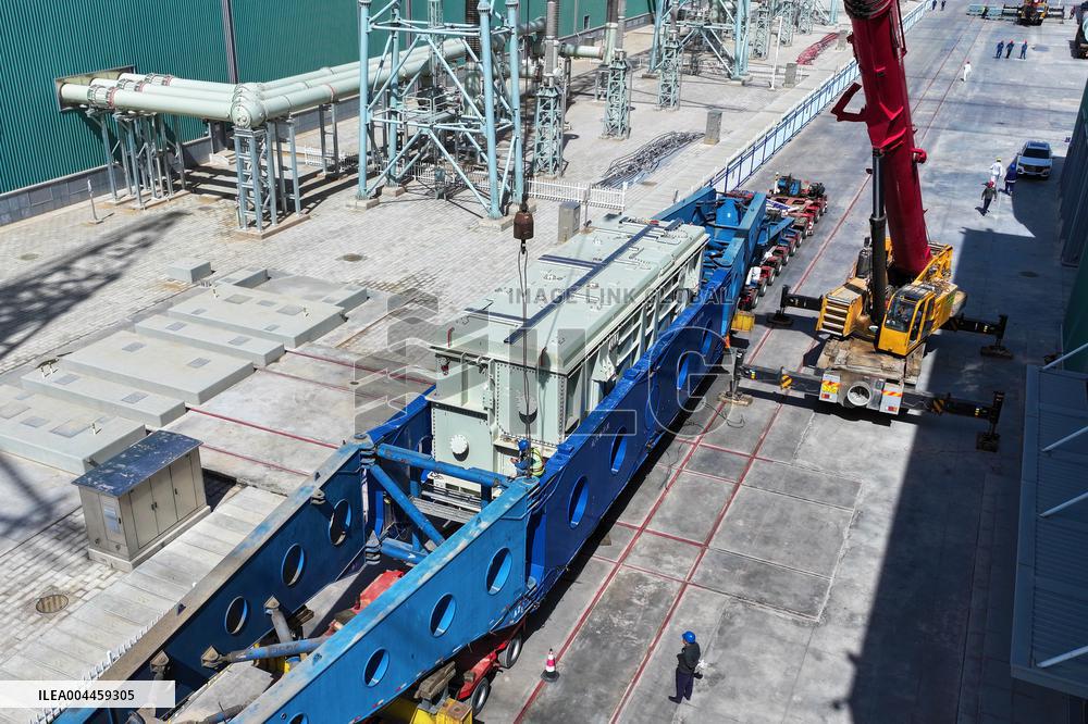 Huge Transformers Transportation