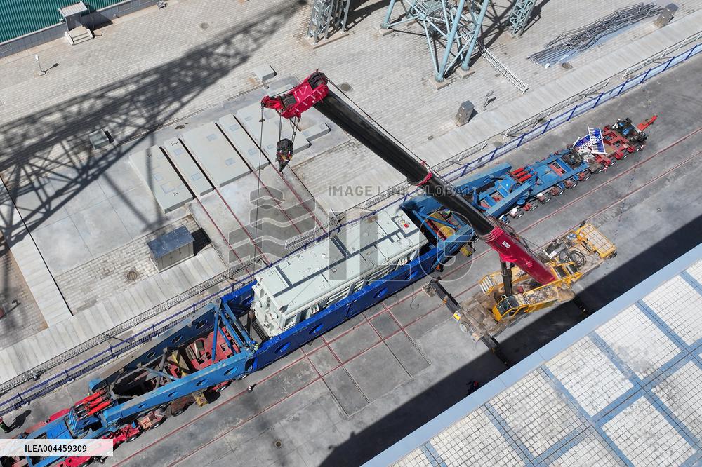 Huge Transformers Transportation