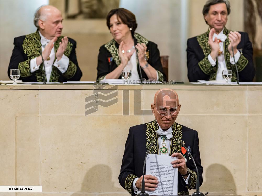 Sebastiao Salgado Inducted Into the French Academy of Fine Arts - Paris