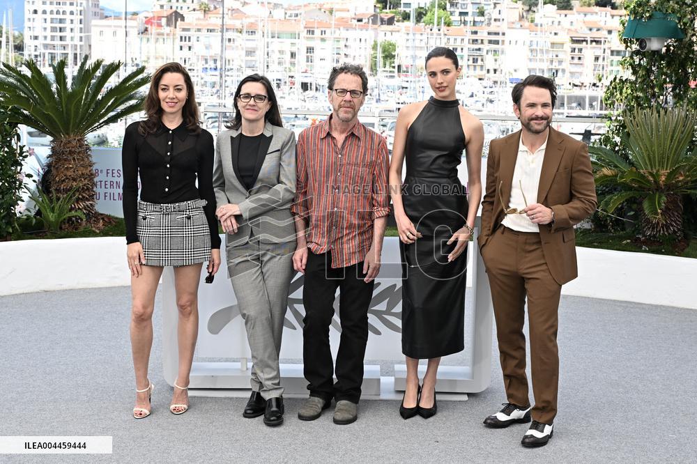 Cannes - Honey Don t Photocall
