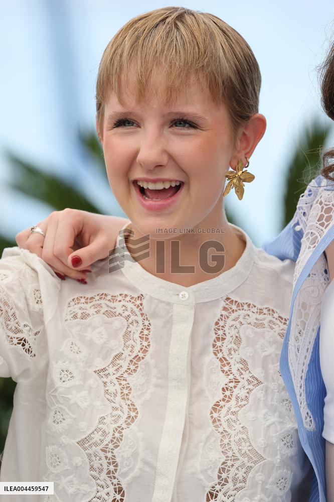Cannes - Jeunes Meres Photocall