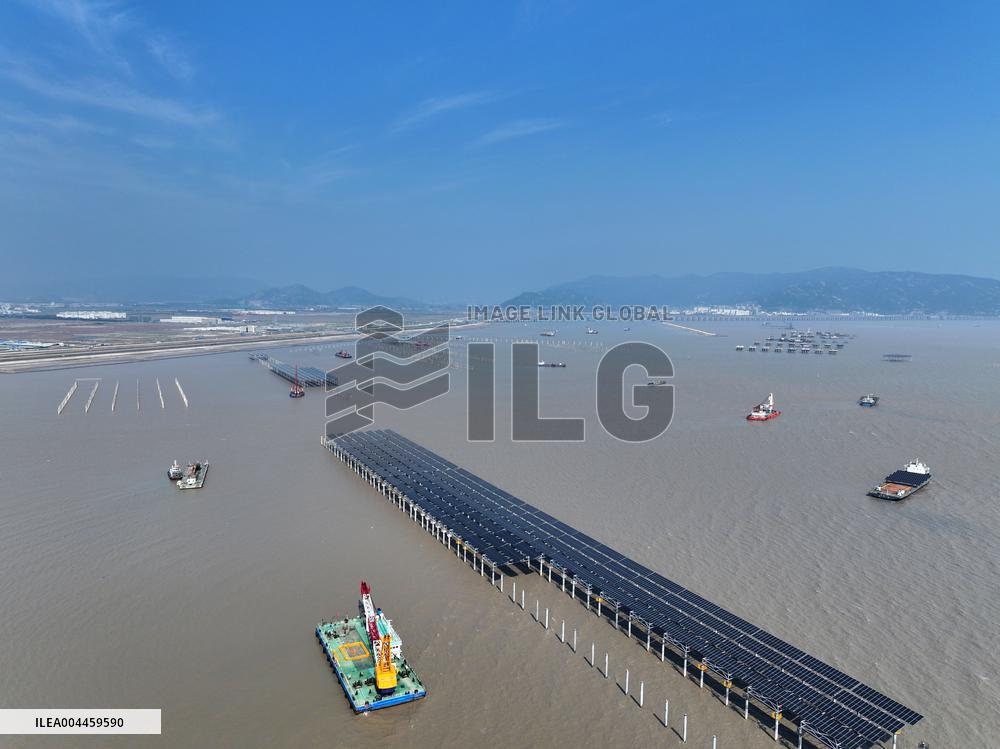 China Nuclear Tianwan Tidal Flat PV Construction