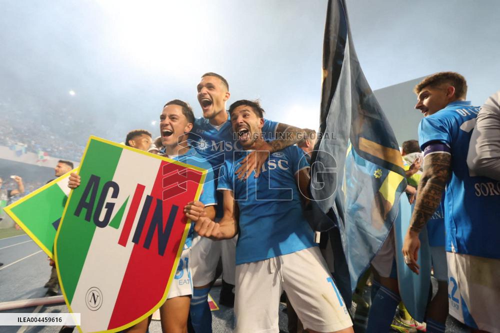 Naples Fans Celebrate Napoli s Scudetto Victory in Italy