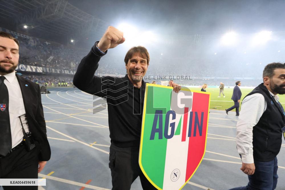 Naples Fans Celebrate Napoli s Scudetto Victory in Italy