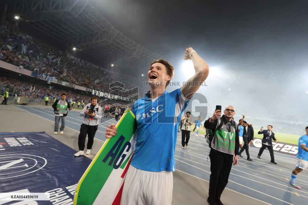 Naples Fans Celebrate Napoli s Scudetto Victory in Italy