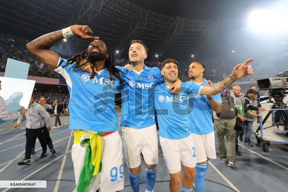 Naples Fans Celebrate Napoli s Scudetto Victory in Italy