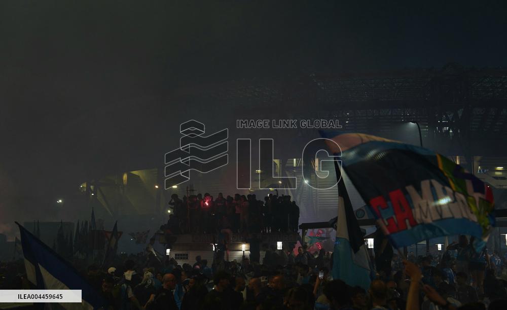 Naples Fans Celebrate Napoli s Scudetto Victory in Italy
