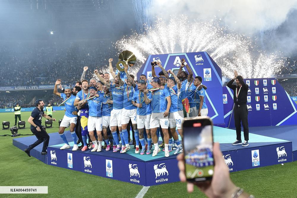 Calcio - Serie A - SSC Napoli vs Cagliari Calcio