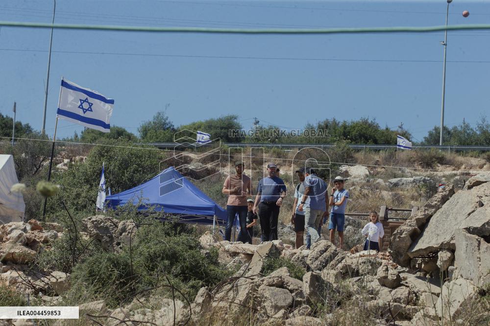 Settlers Raise Flags In Bruqin - West Bank