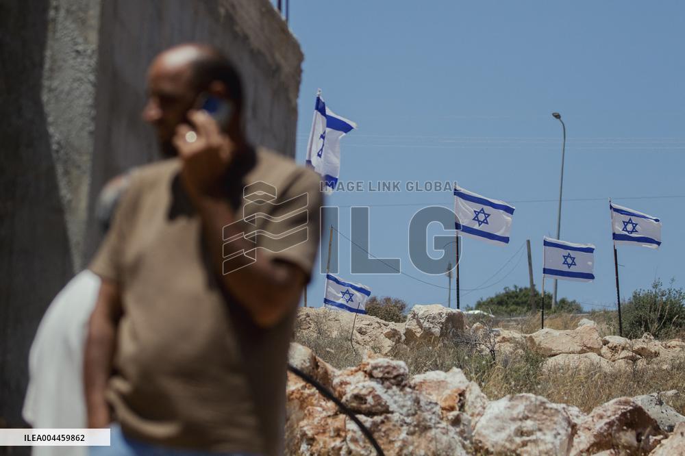 Settlers Raise Flags In Bruqin - West Bank